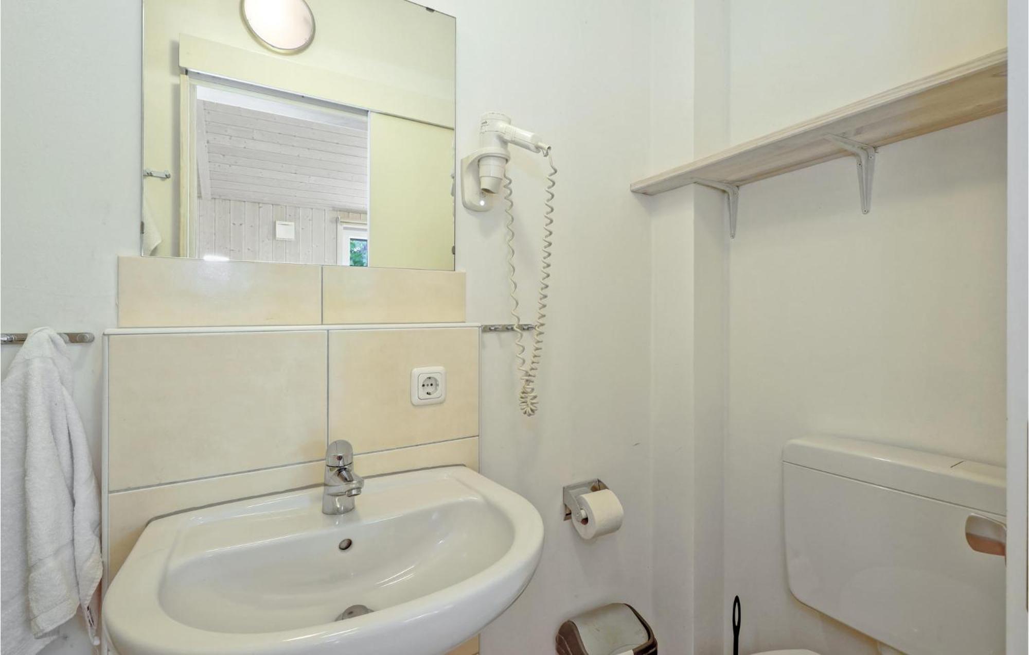 Schmugglerstieg 9A - Dorf 5 Apartment Lubeck Ngoại thất bức ảnh
